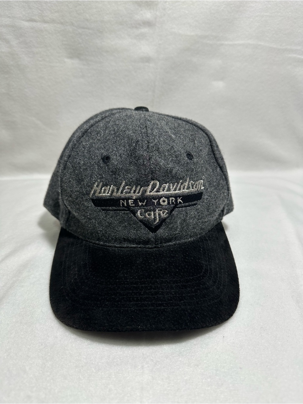 Harley-Davidson Gray Crown Black Bill New York Cafe Cap